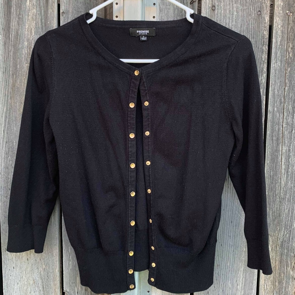 BLACK CARDIGAN WITH GOLD BUTTONS